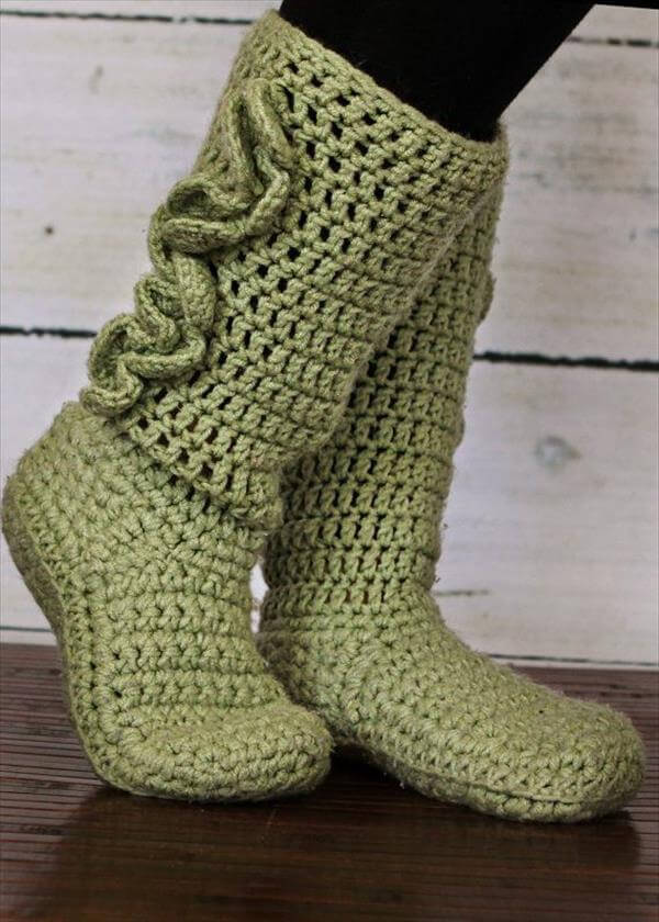 diy green crochet slipper boots